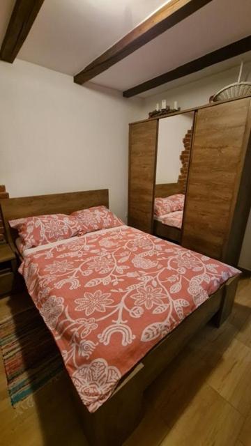 Matanovi Dvori Villa *