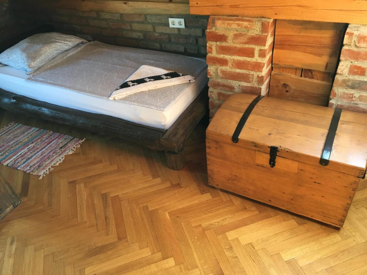 Matanovi Dvori *