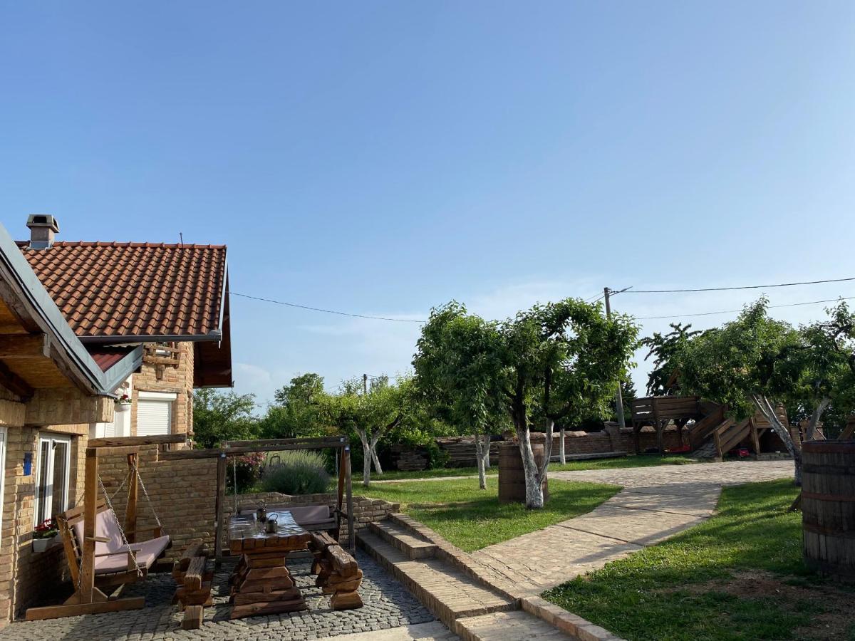 Matanovi Dvori Villa