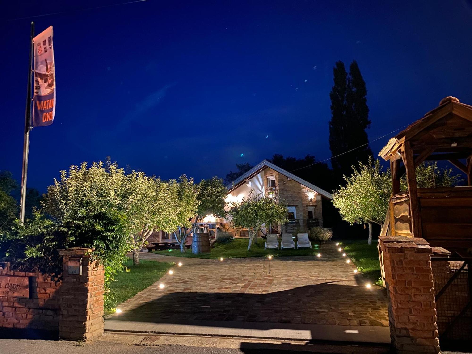 Villa Matanovi Dvori *